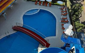 Rose Garden Apart Hotel